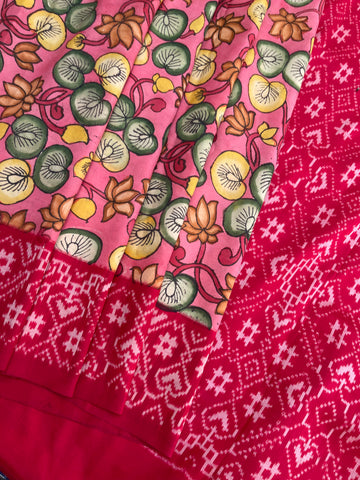 Hand-Painted Kalamkari Ikkat Silk Saree – Pink Base with Golden Lotus, Yellow Flowers & Green Leaves | Pure Handloom | Blouse Included
