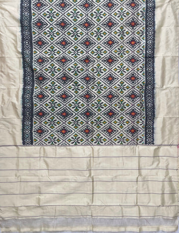 Gray & Off White colour Pochampalli Ikkat Handloom silk duppata