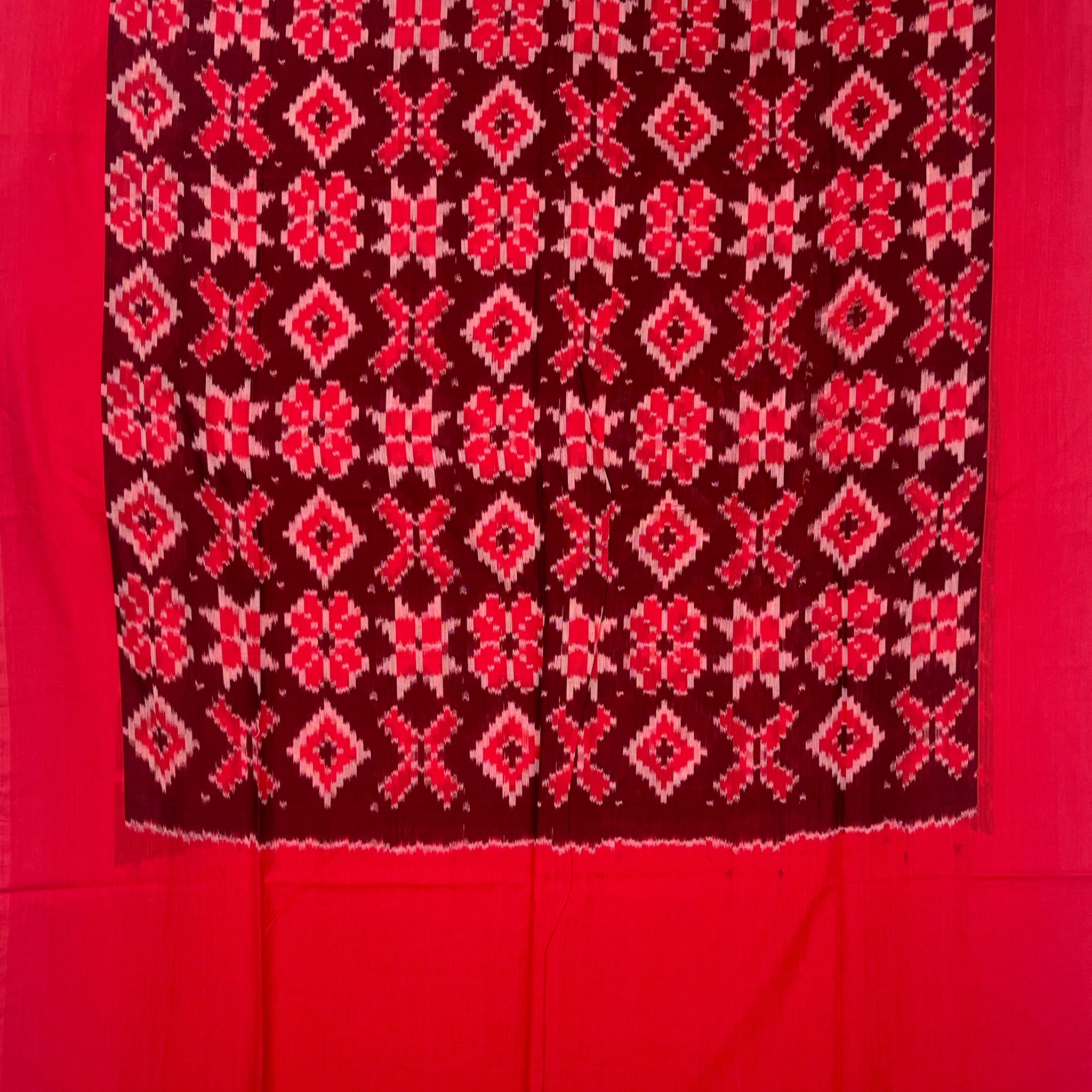 Pochampally Ikkat Cotton Duppata In Red & Maroon Colour