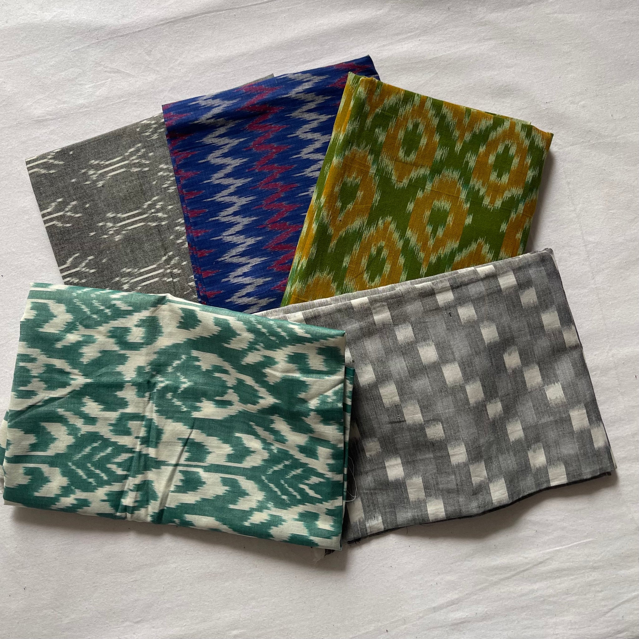 Buy 3 Get 2 Free" offer for the set of 5 blouse fabrics (1 meter each)