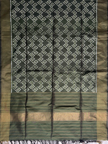 Bottle Green colour Pochampalli Ikkat Handloom silk duppata