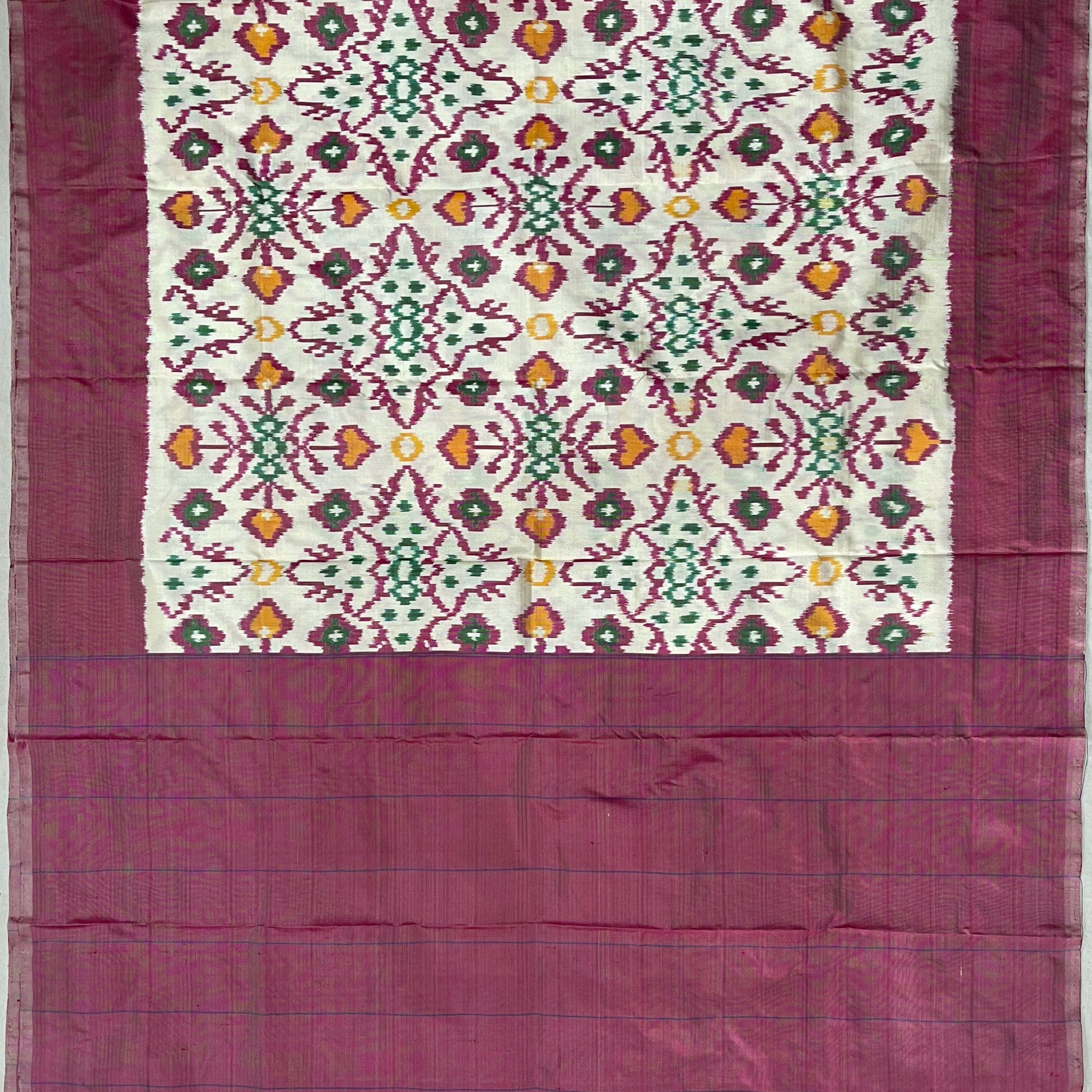 Half White colour Ikkat Handloom silk duppata