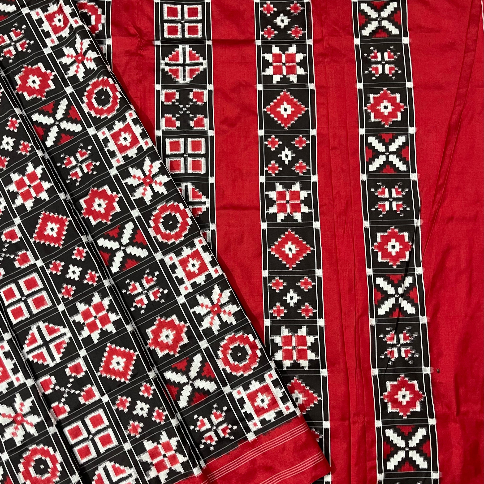 12 Mofits Ikkat Telia  Silk Sari In mulberry Silk