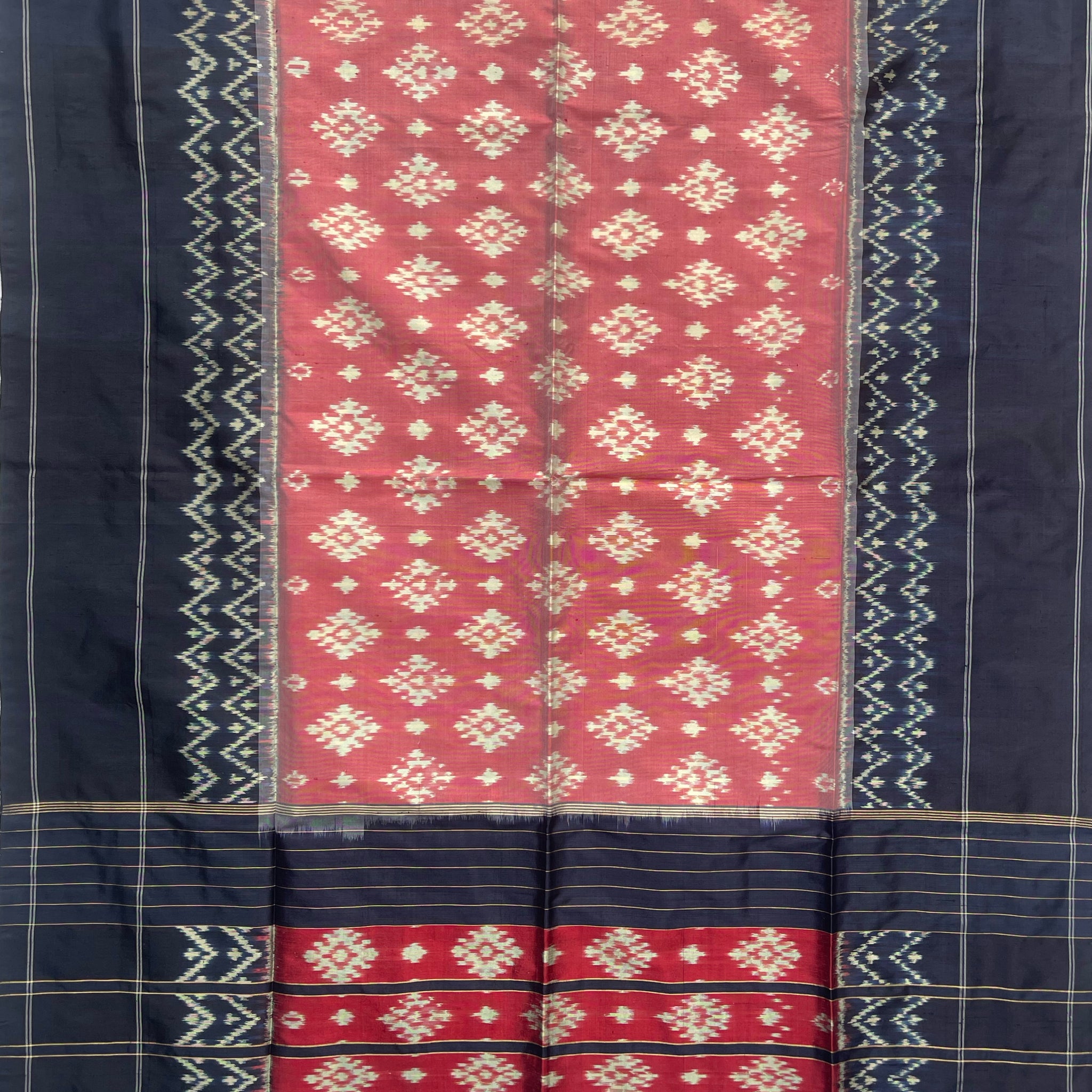 Black & Pestal Red colour Pochampalli Ikkat Handloom silk duppata