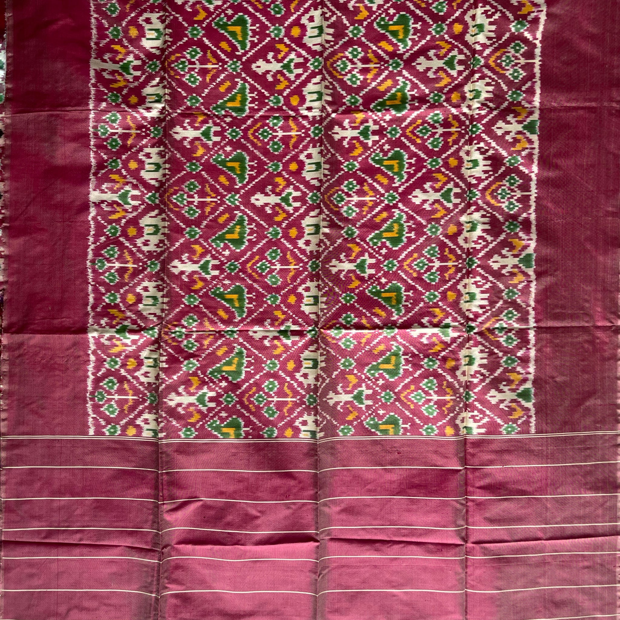 Pestal Pink colour Pochampalli Ikkat Handloom silk duppata