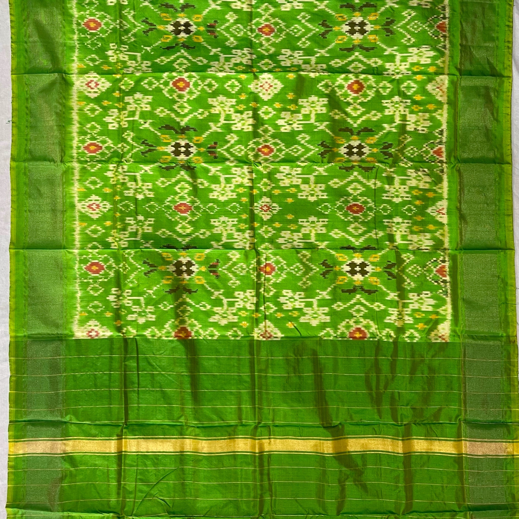Parrot Green colour Ikkat Handloom silk duppata