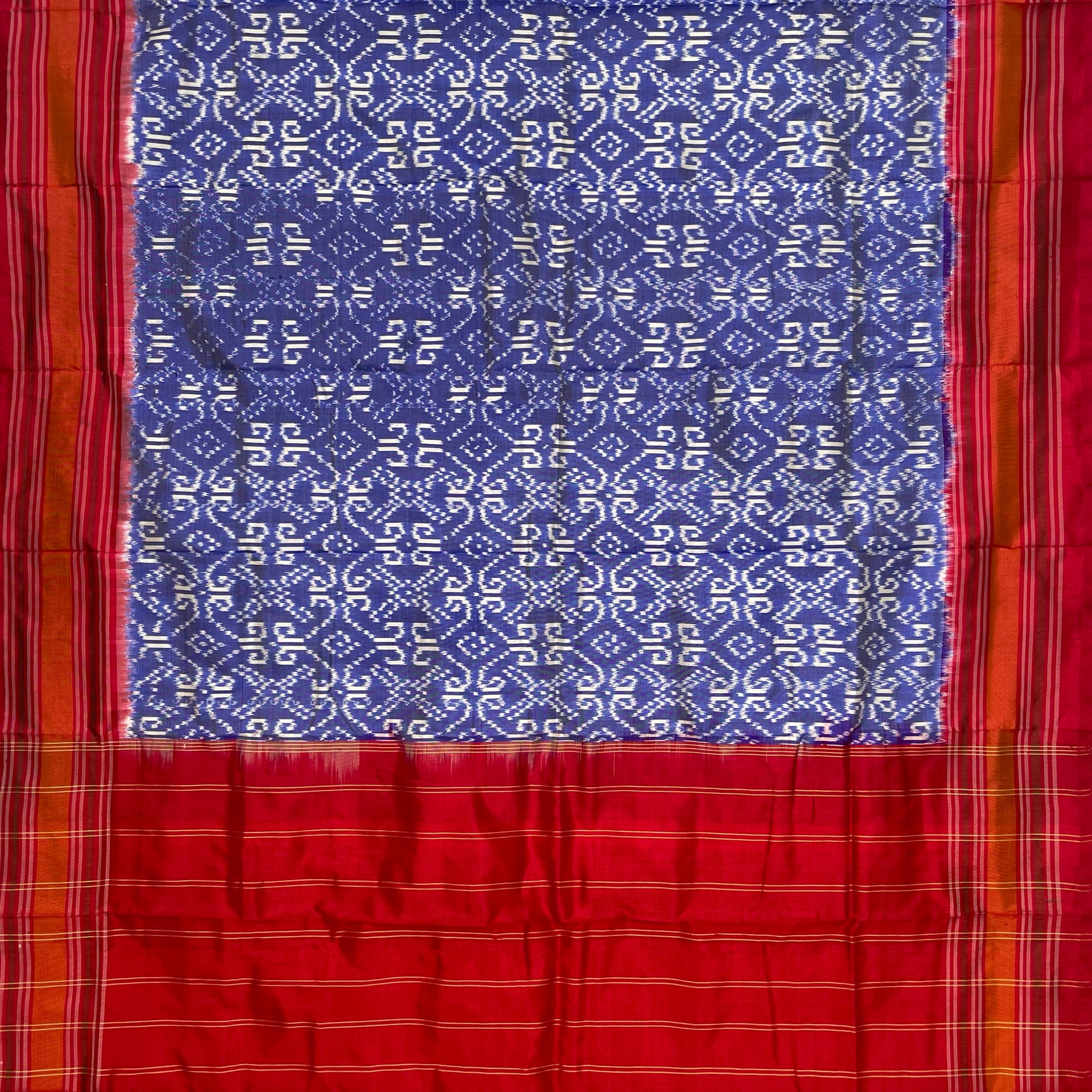 Pestal Blue & Red colour Pochampalli Ikkat Handloom silk duppata