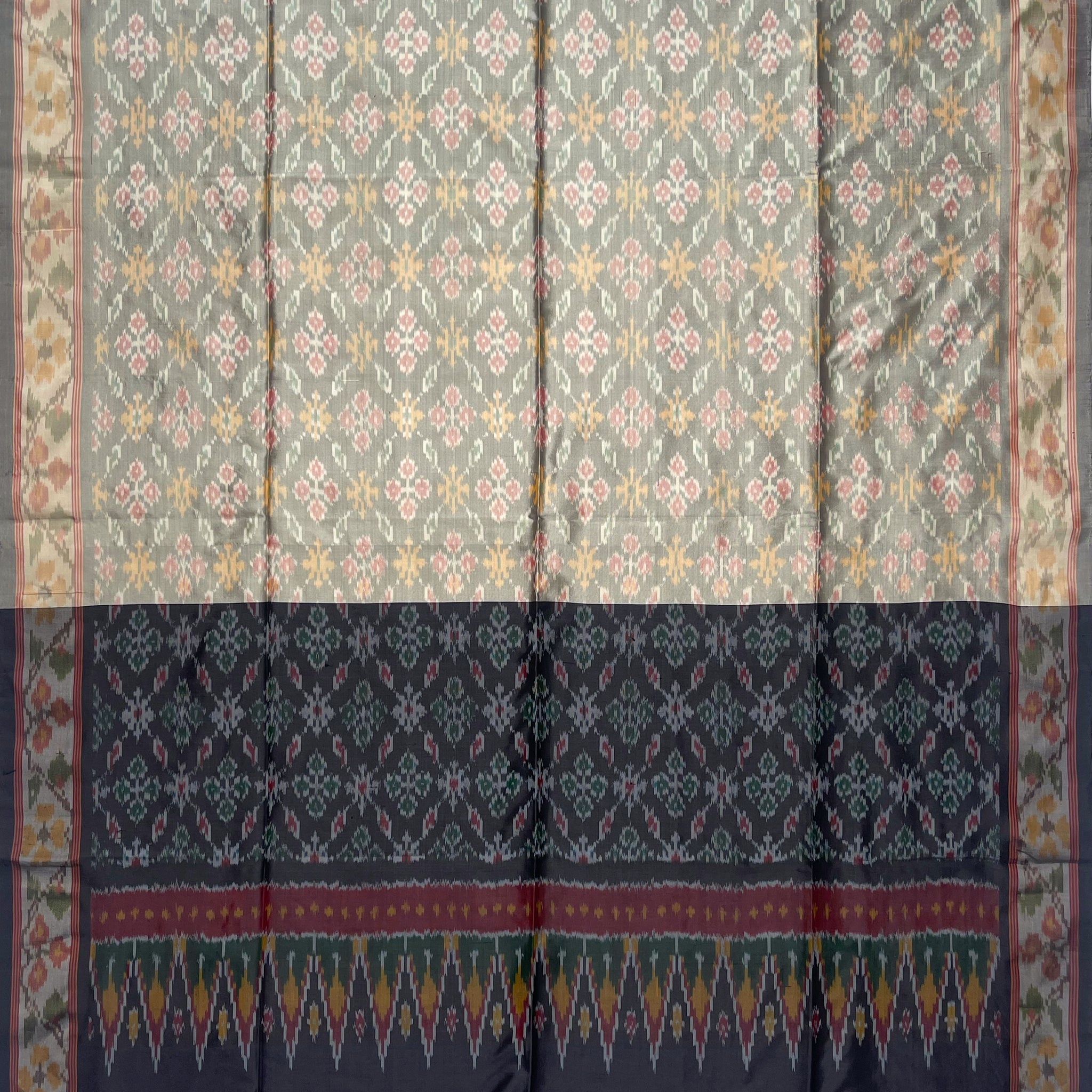 Gray & Black colour Pochampalli Ikkat Handloom silk duppata