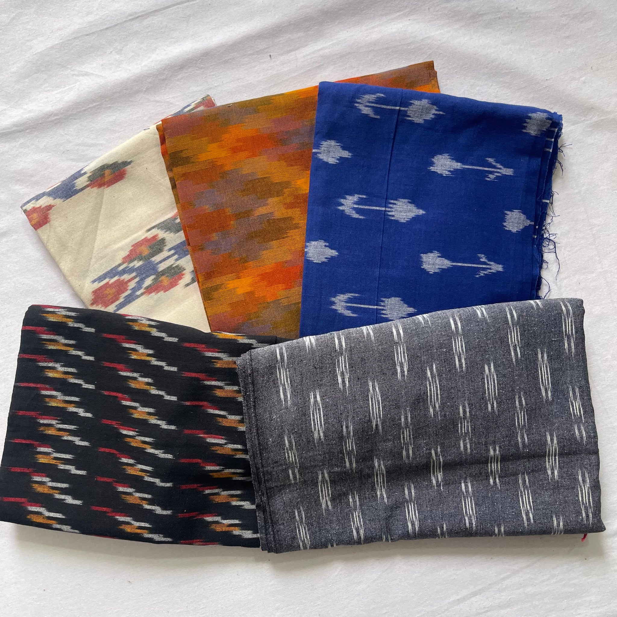 Buy 3 Get 2 Free" offer for the set of 5 blouse fabrics (1 meter each):