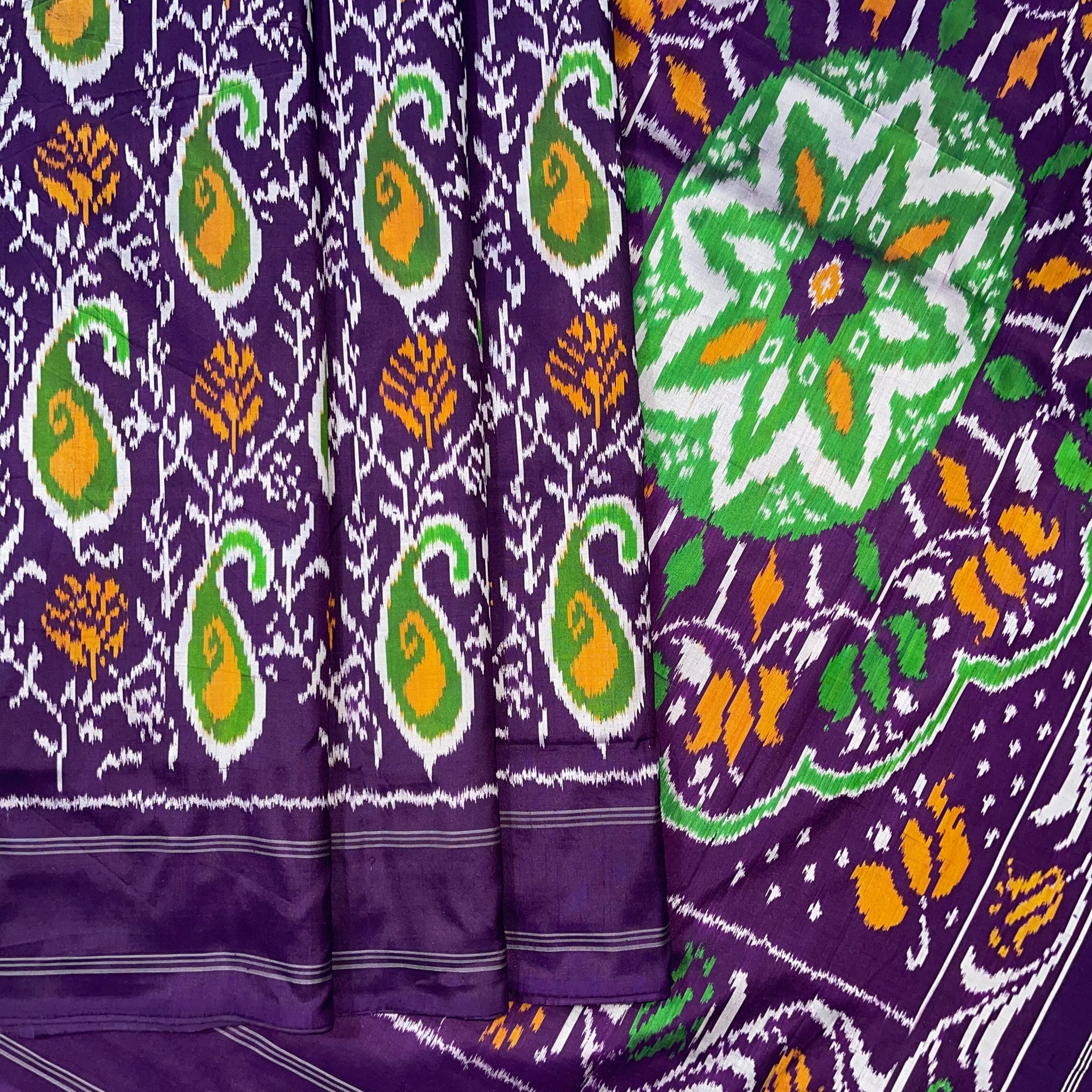 Paisley Mofits Ikkat pure silk Saree m