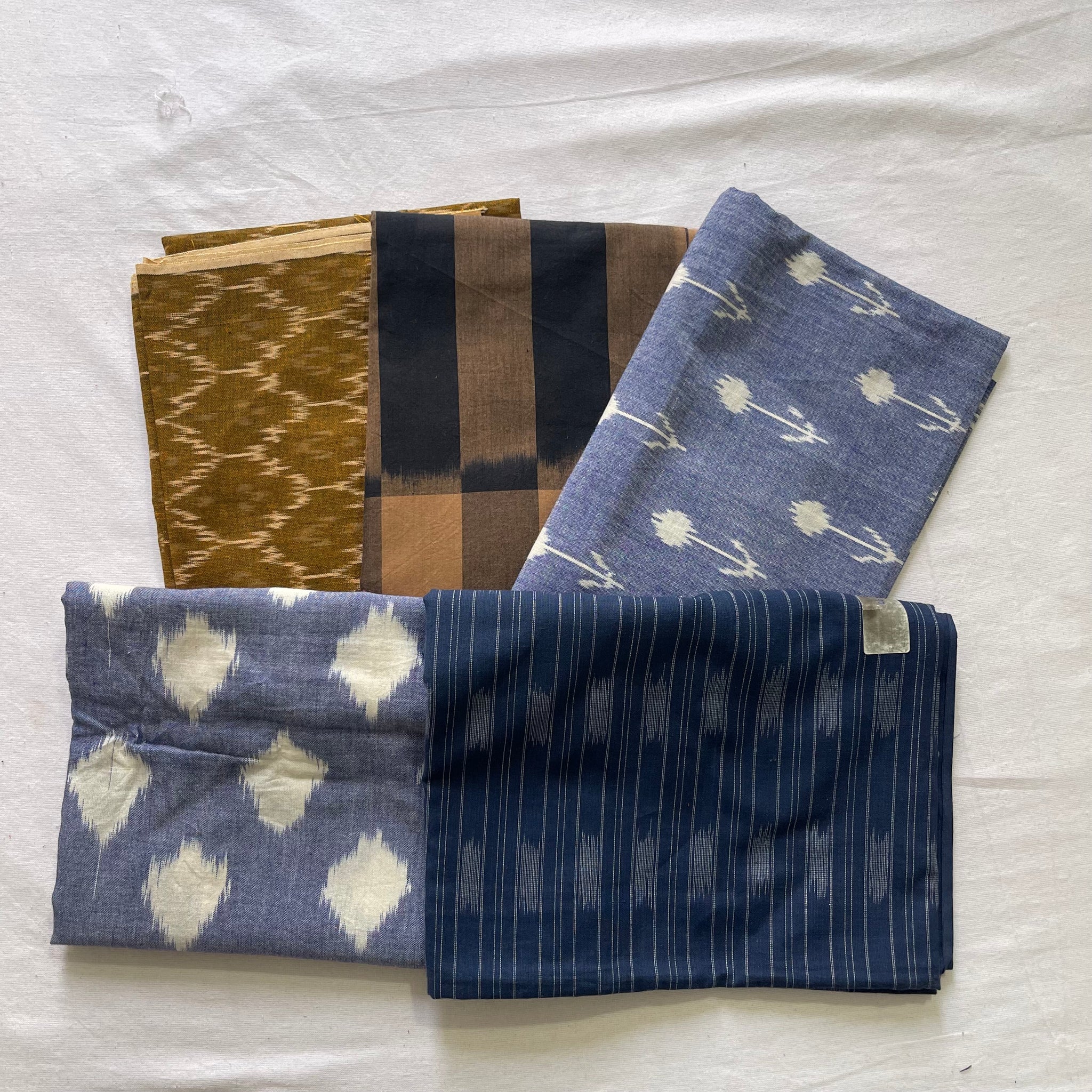 Buy 3 Get 2 Free" offer for the set of 5 blouse fabrics (1 meter each):