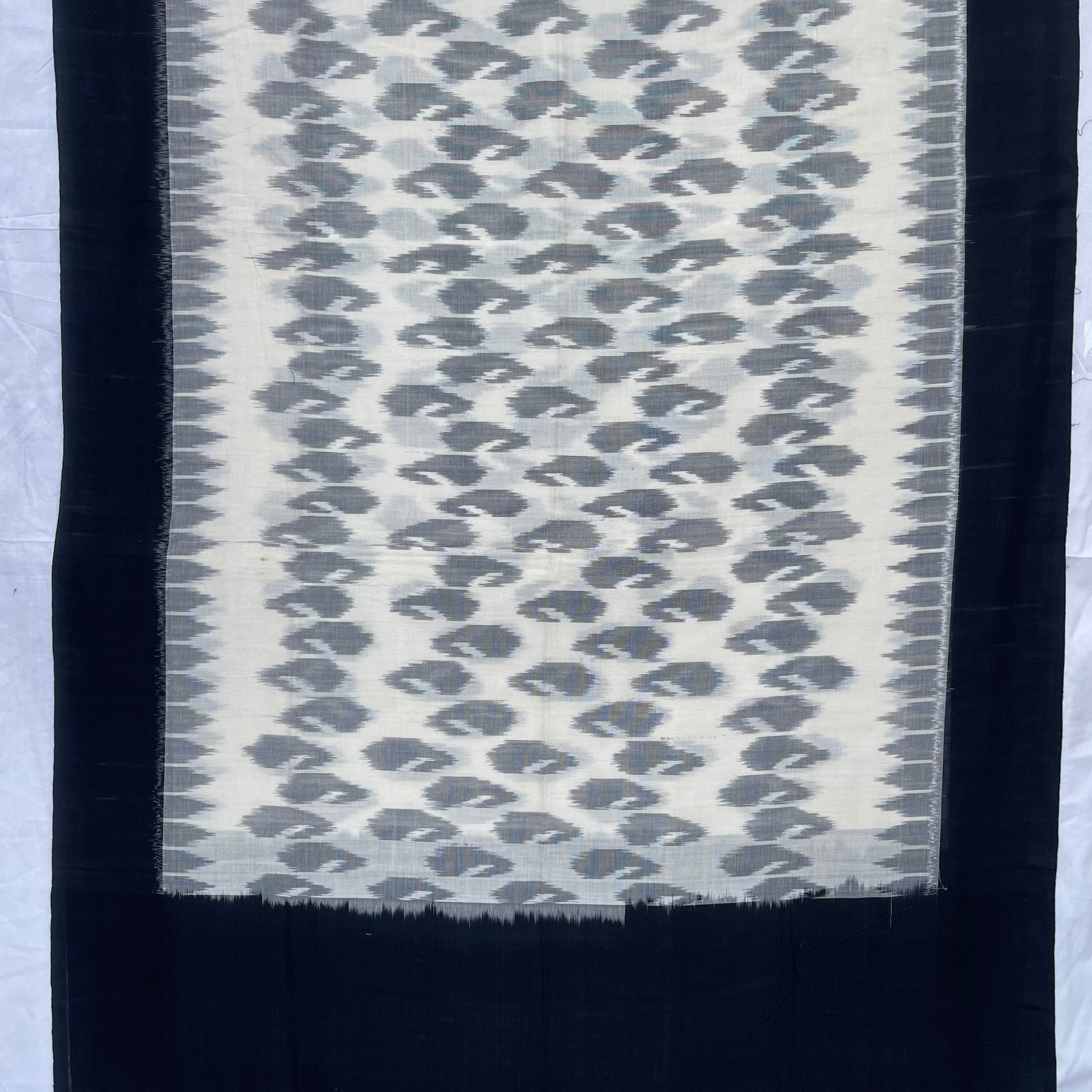 Pochampally Ikkat Cotton Duppata In  Off White & Black Colour