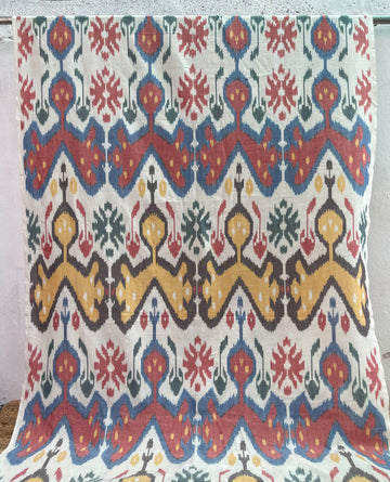 OFF WHITE CENTRAL ASIAN IKKAT COTTON FABRIC