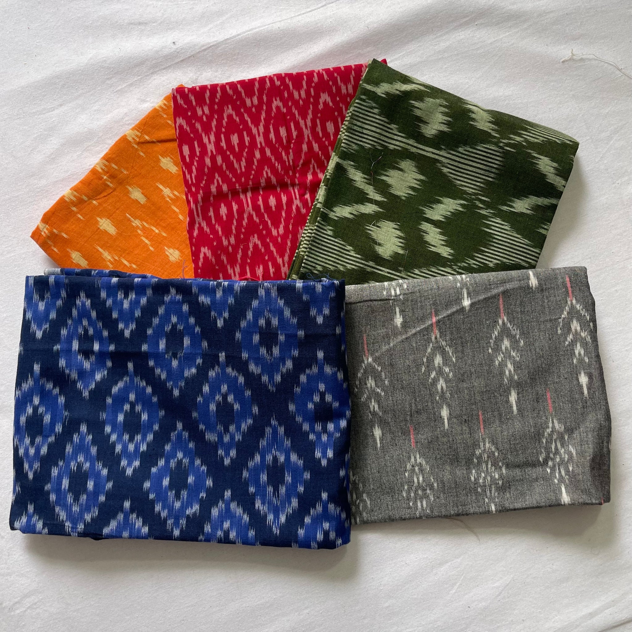 ✨ Festive Offer – Limited Time ✨ Set of 5 Ikkat Blouse Fabrics (1 meter each) 🎁 Pay for 3 – Get 2 FREE! Only ₹1999/- for 5 handloom blouse pieces 🧵 Perfect for festive styling and gifting 🛍️ Grab now before stock runs out