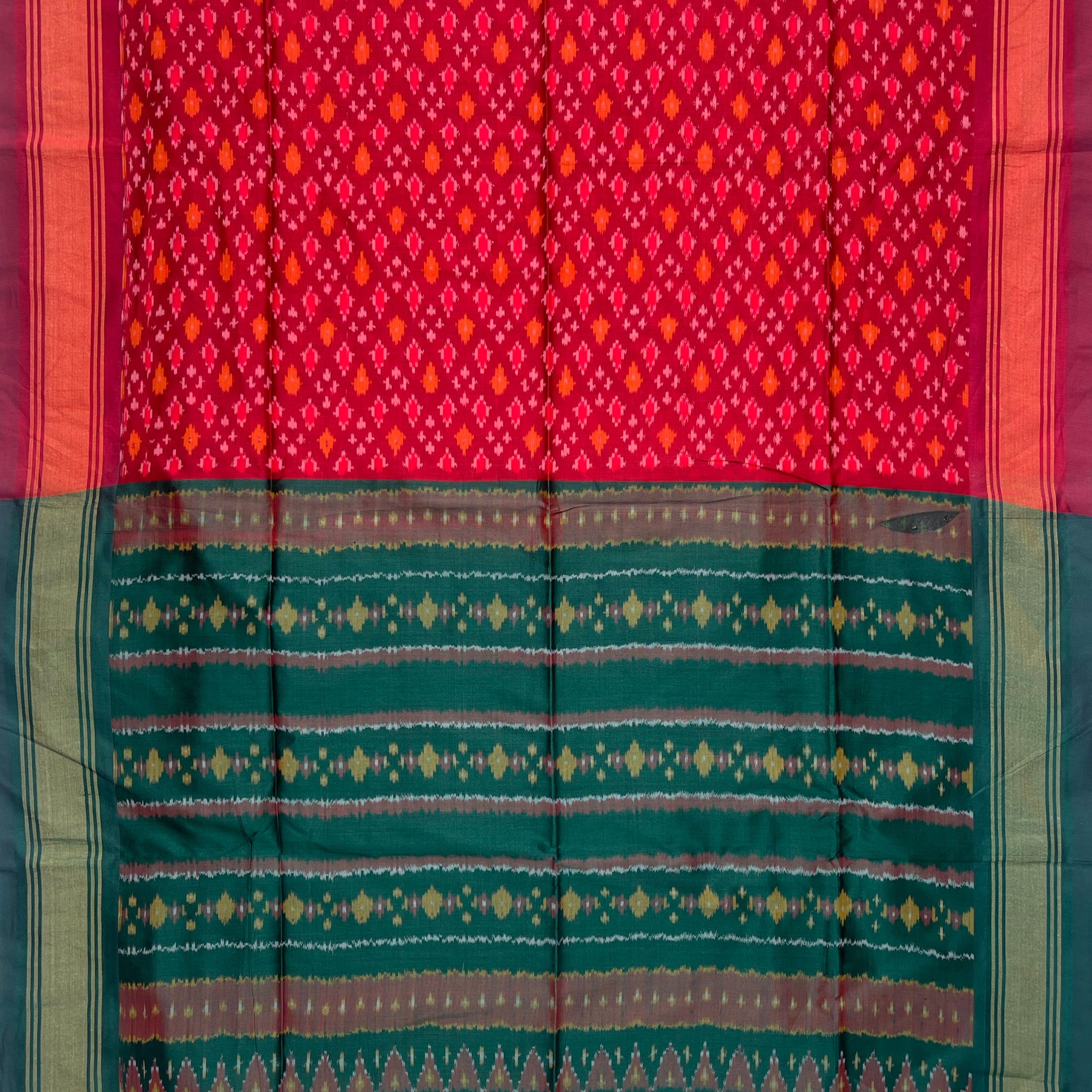 Maroon & Bottle Green Colour Pochampally Ikkat Silk Cotton Duppata