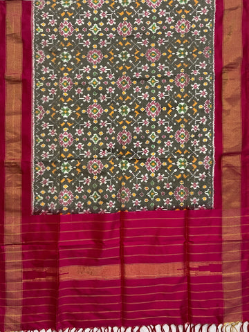 Gray & Pink colour Pochampalli Ikkat Handloom silk duppata
