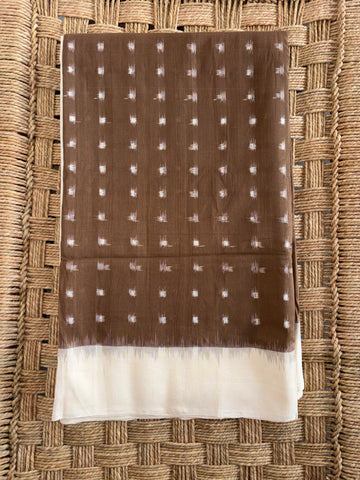 Inspired by the traditional 5-paisa coin In Rare Combo Brown & White