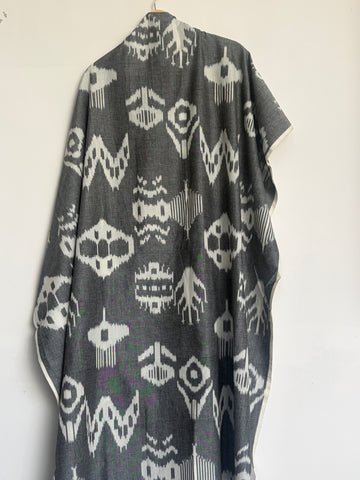 Special Uzbek Ikat Fabric – Premium Handmade Cotton Handloom | 2.5 meters  Grey